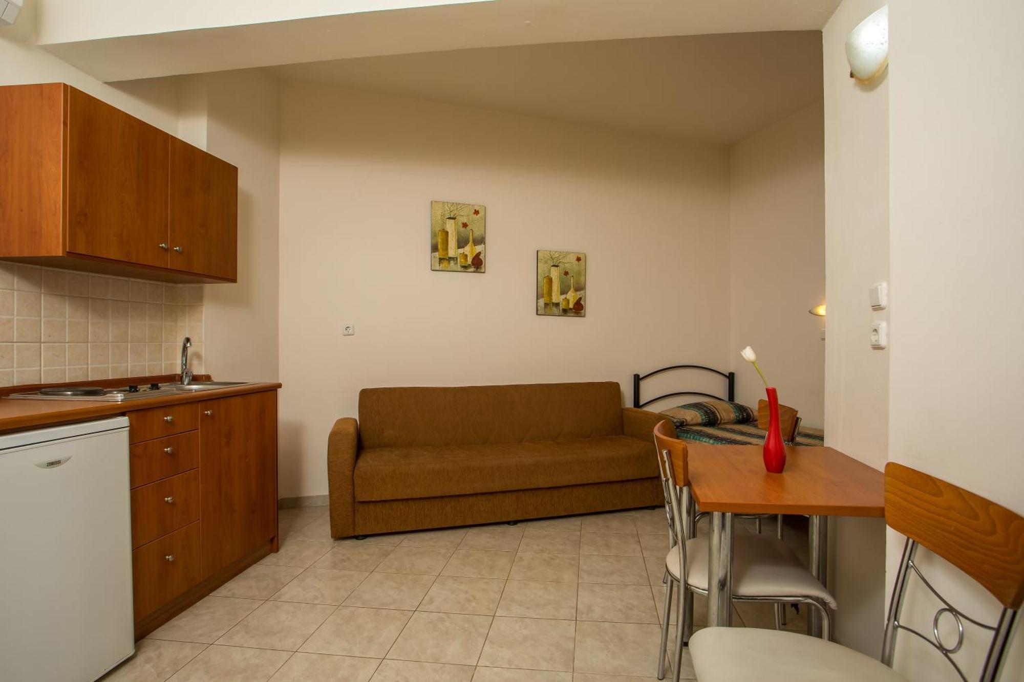 أفانتو Al Mare Apartments المظهر الخارجي الصورة