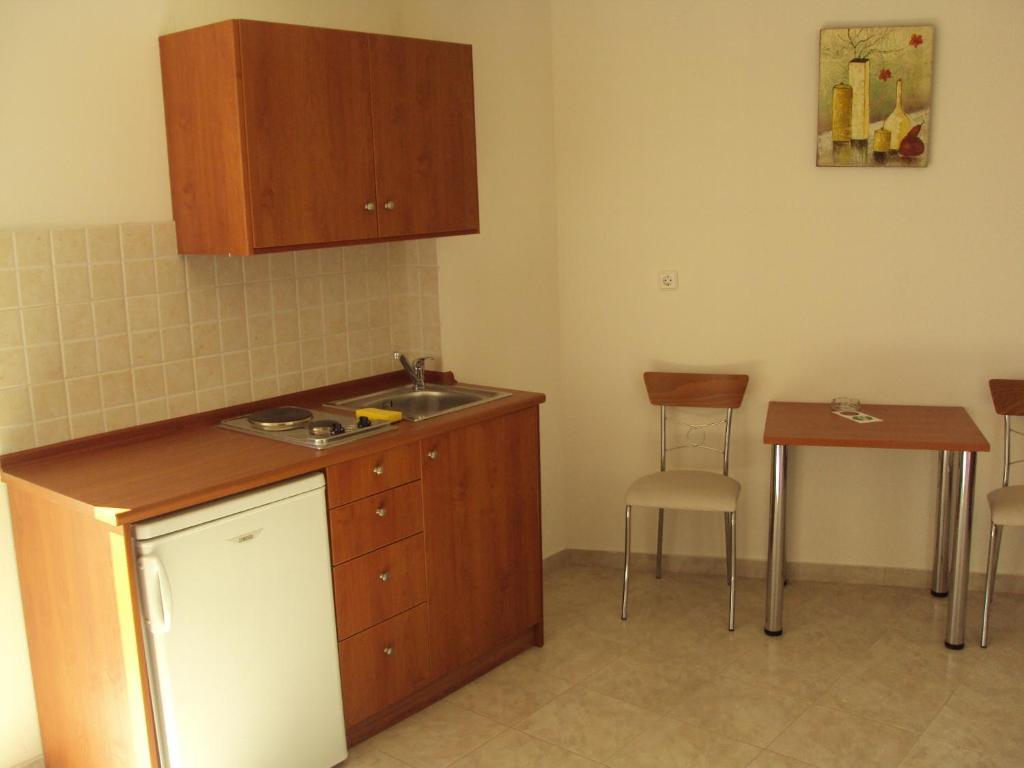 أفانتو Al Mare Apartments الغرفة الصورة